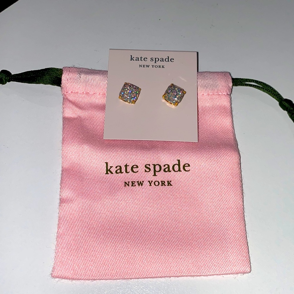 KATE SPADE NWT studs
